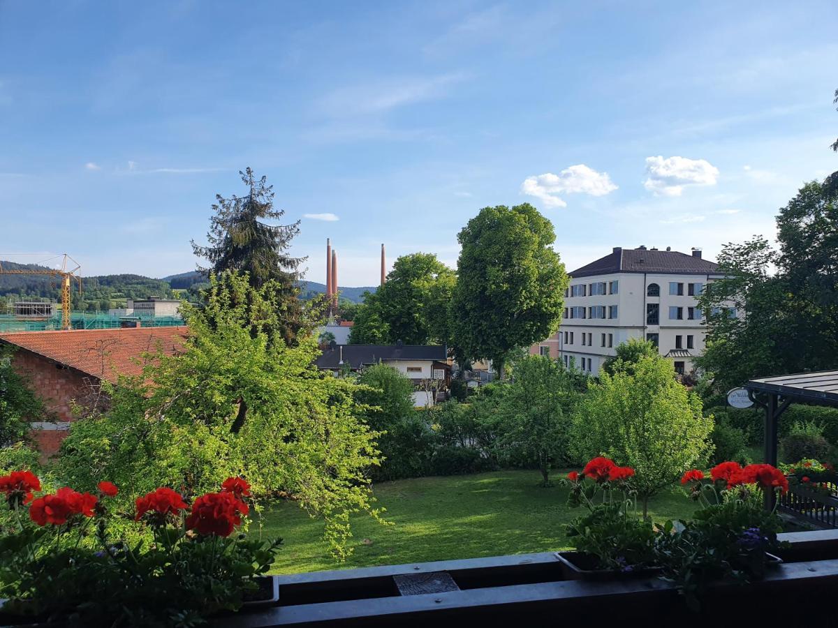 Hotel Zur Waldbahn ซวีเซิล ภายนอก รูปภาพ