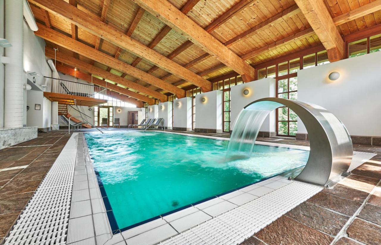Hotel Zur Waldbahn ซวีเซิล ภายนอก รูปภาพ
