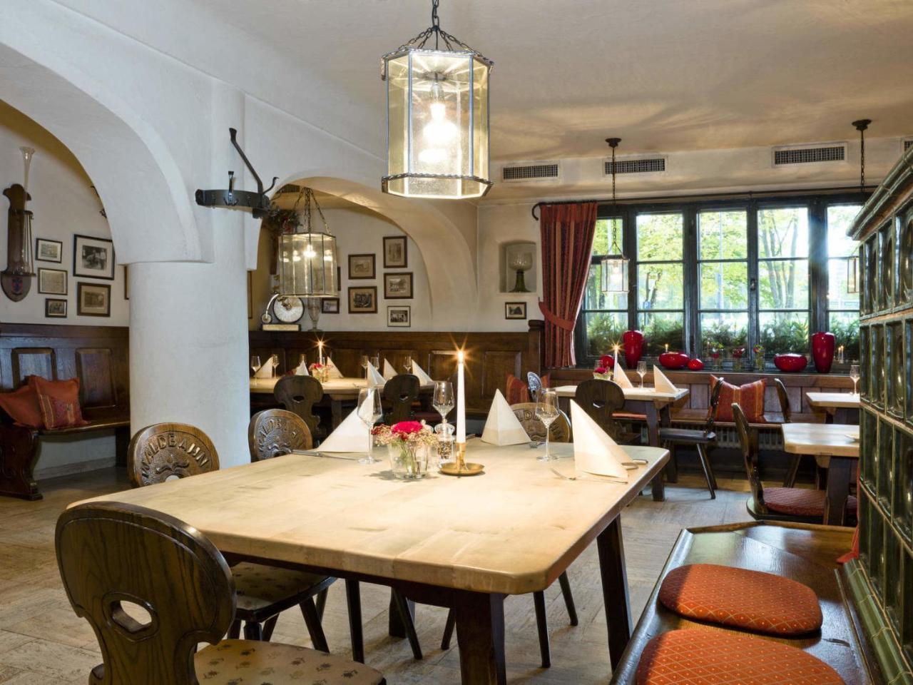 Hotel Zur Waldbahn ซวีเซิล ภายนอก รูปภาพ