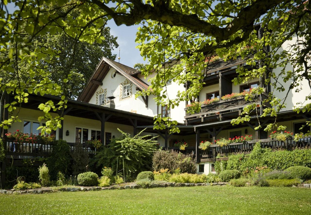 Hotel Zur Waldbahn ซวีเซิล ภายนอก รูปภาพ